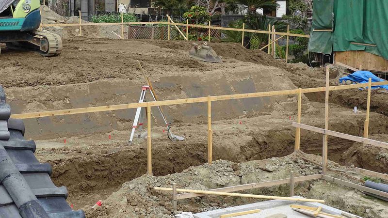 建筑资质代办费用与官费的差异解析